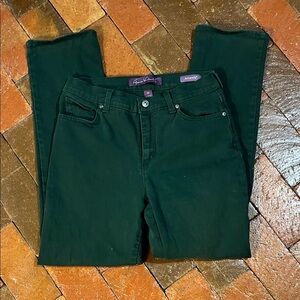 Gloria Vanderbilt size 6 Petite Dark Green Women's Straight Leg Jeans